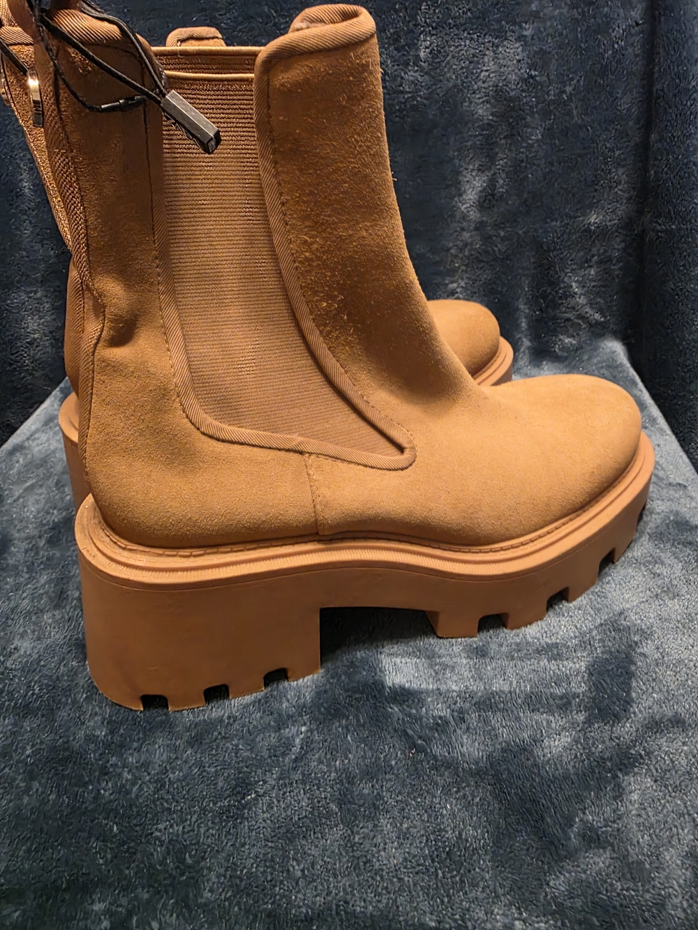 ZARA Women’s Chunky Platform Chelsea Boots - Tan